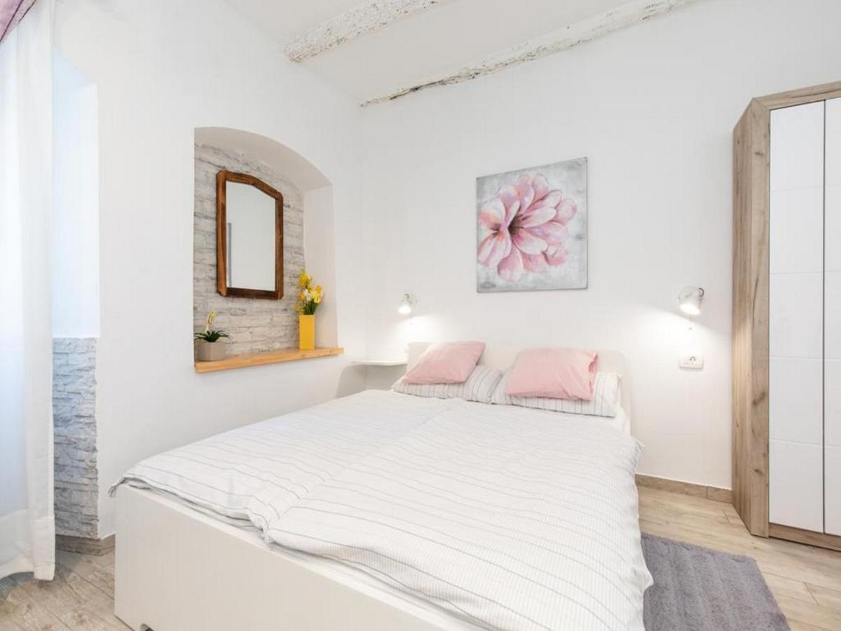 Studio Apartment Sisi Opatija Exteriör bild